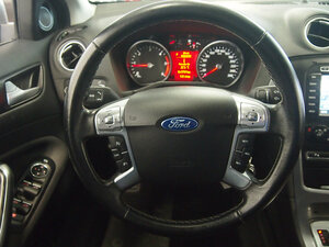Ford MONDEO 2,0 TDCi 140 PowerShift Edition Wagon A, vm. 2013, 167 tkm (10 / 24)