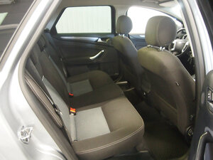 Ford MONDEO 2,0 TDCi 140 PowerShift Edition Wagon A, vm. 2013, 167 tkm (16 / 24)